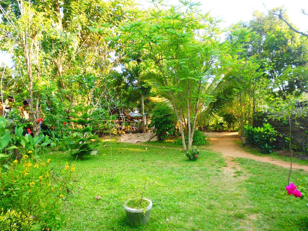 The Nilmini Lodge สิกิริยา ภายนอก รูปภาพ