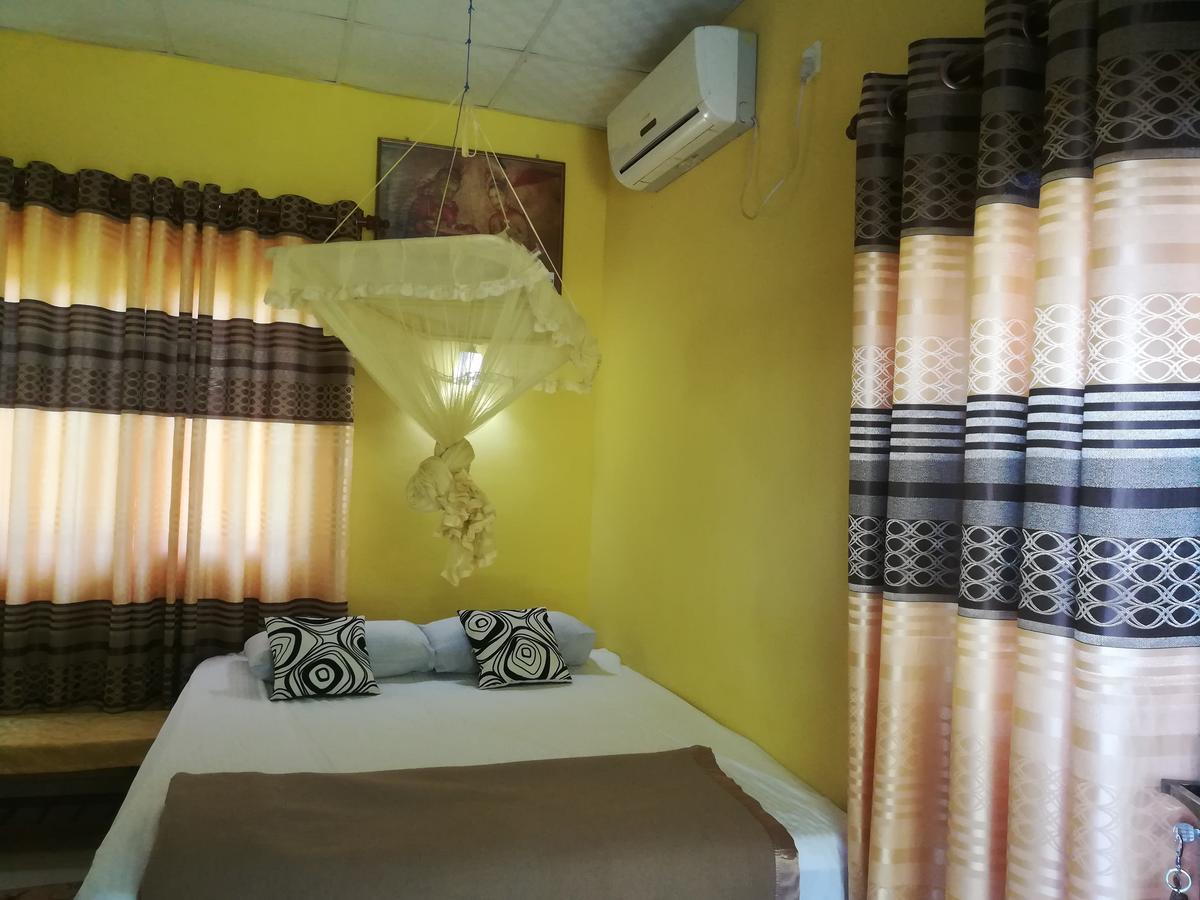 The Nilmini Lodge สิกิริยา ภายนอก รูปภาพ