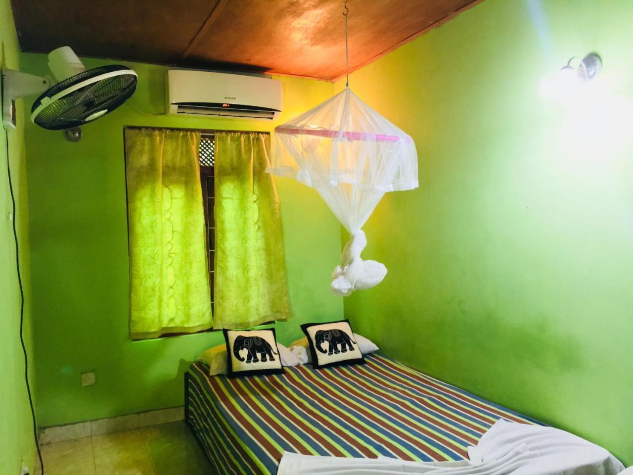 The Nilmini Lodge สิกิริยา ภายนอก รูปภาพ